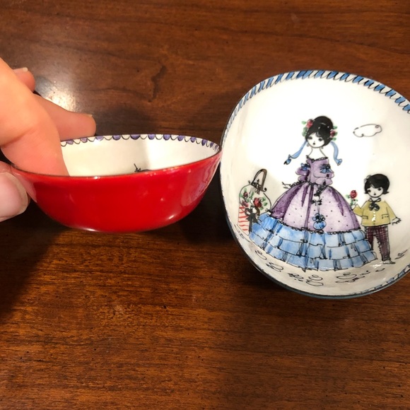 Hand painted enamel trinket dishes - Picture 9 of 10